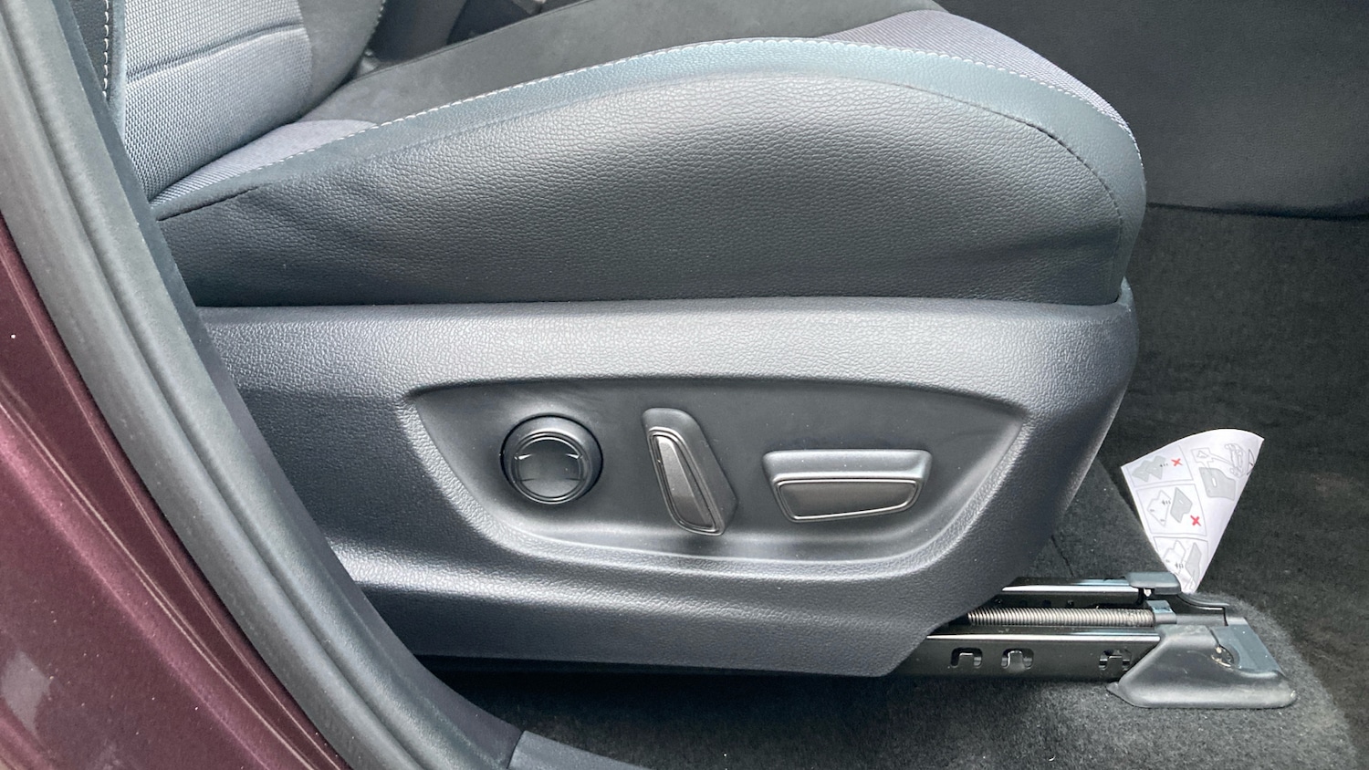 Used Toyota C-HR 2025 for sale - 77790725: Photo 32