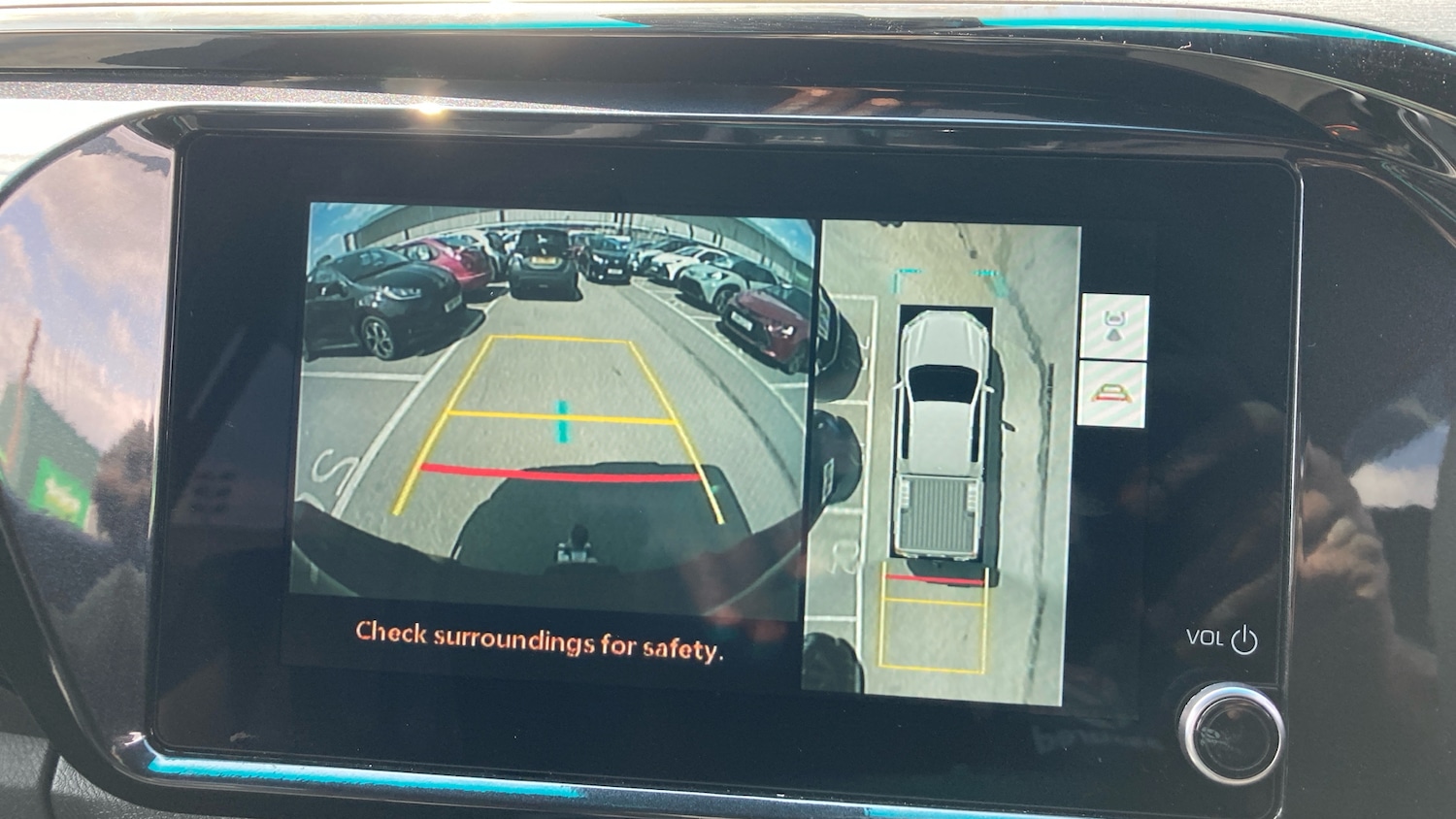 Used Toyota Hilux 2025 for sale - 76948189: Photo 25