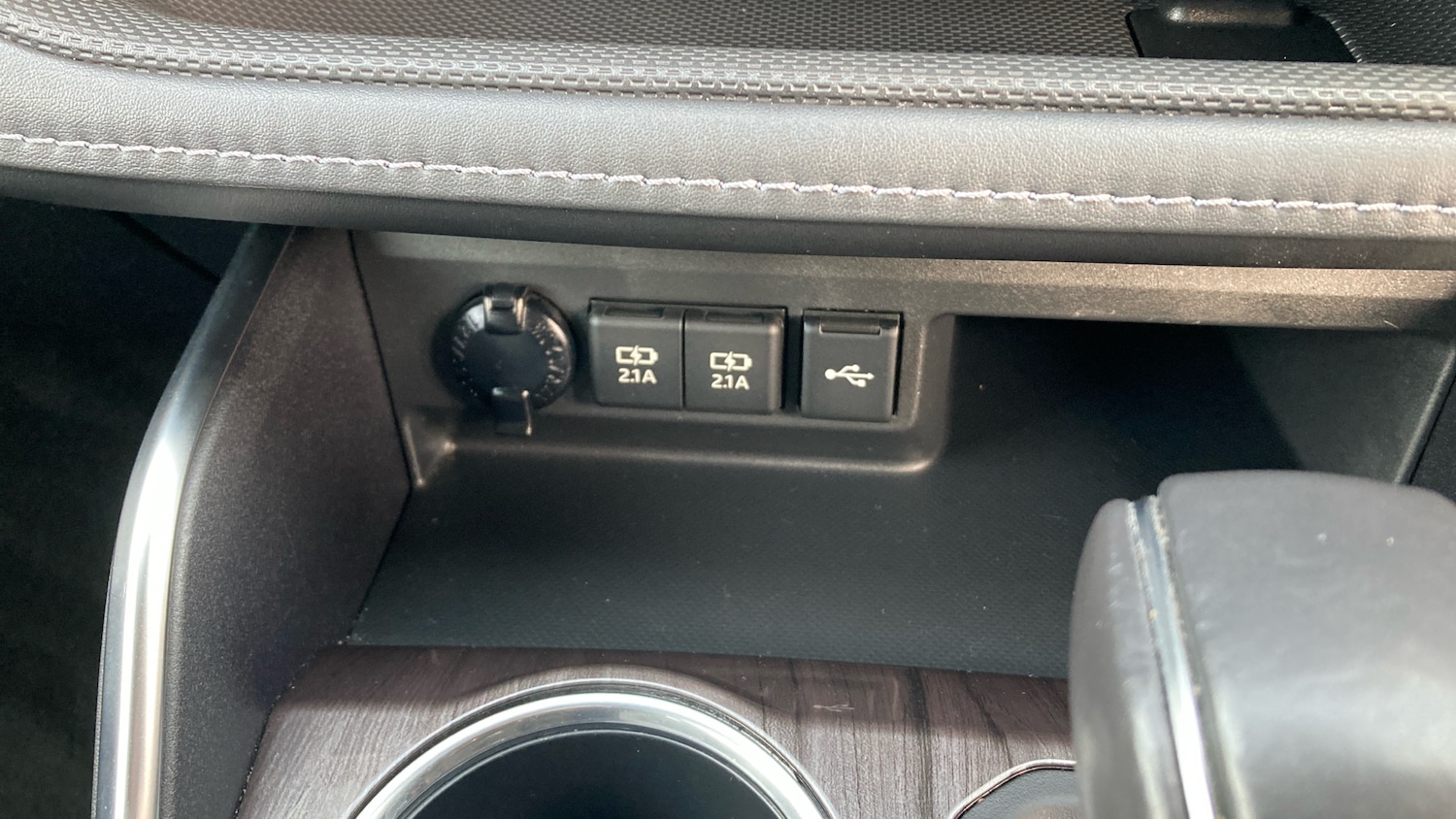 Used Toyota Highlander 2021 for sale - 76640763: Photo 37