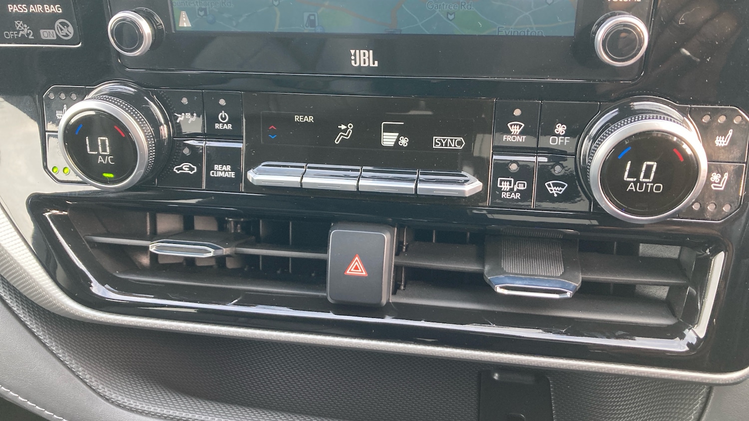 Used Toyota Highlander 2021 for sale - 76640763: Photo 38