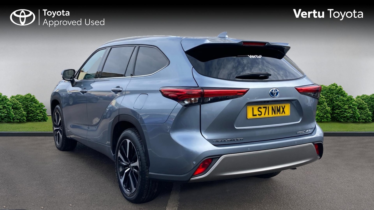 Used Toyota Highlander 2021 for sale - 76640763: Photo 4