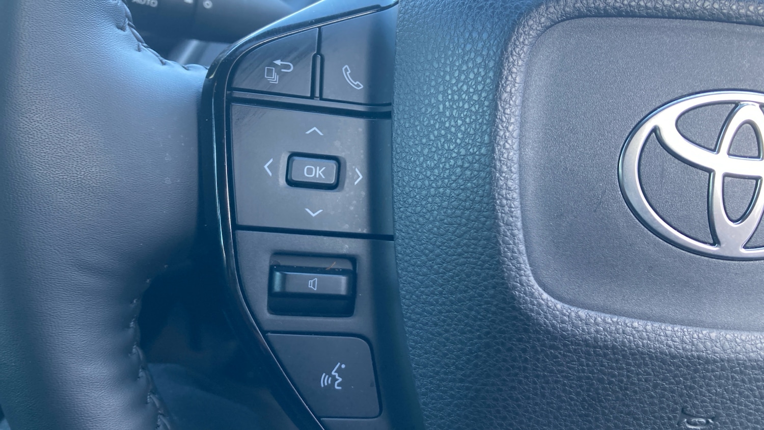 Used Toyota Prius 2024 for sale - 77729736: Photo 31