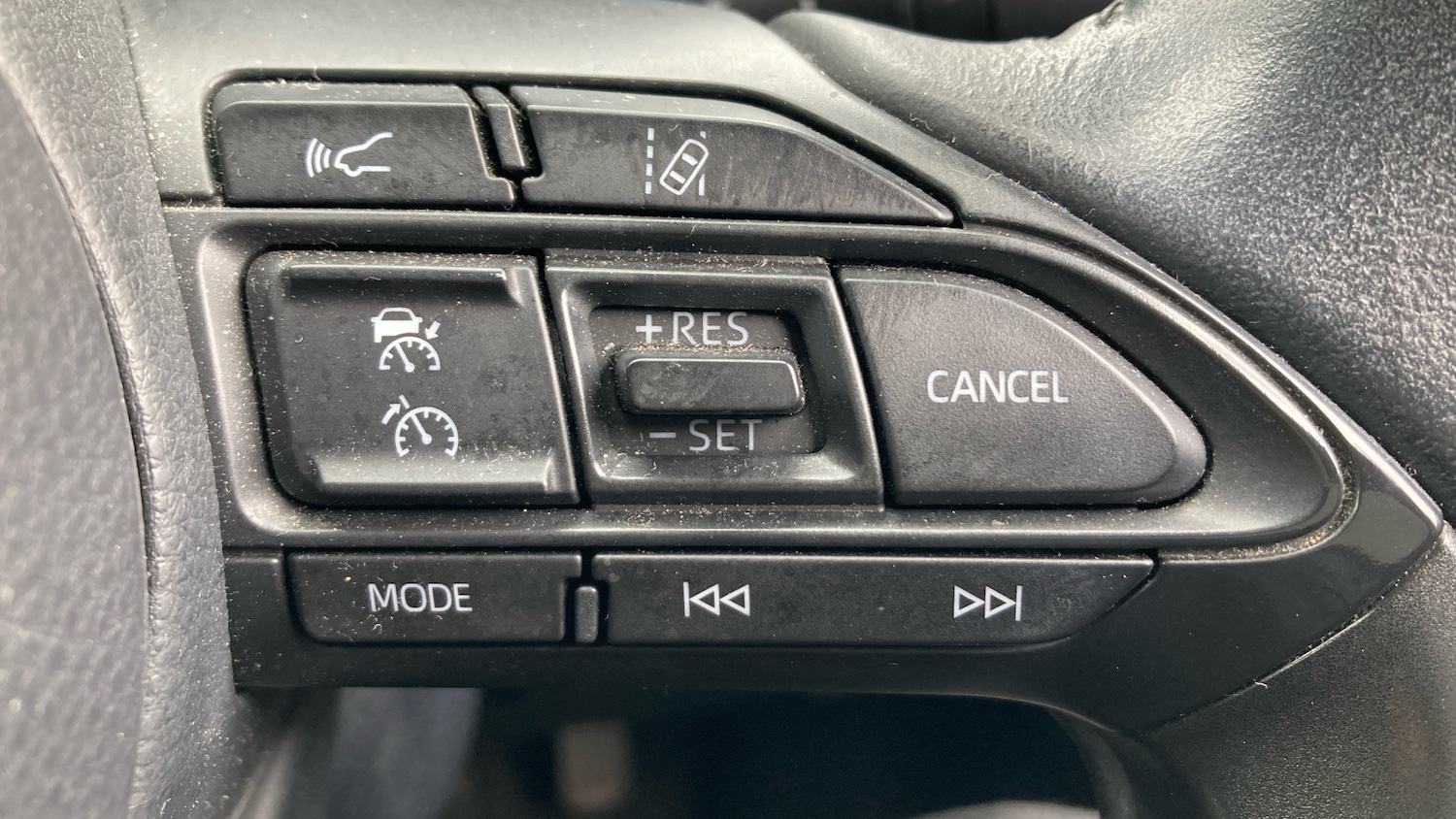 Used Toyota Yaris Cross 2023 for sale - 78010926: Photo 40