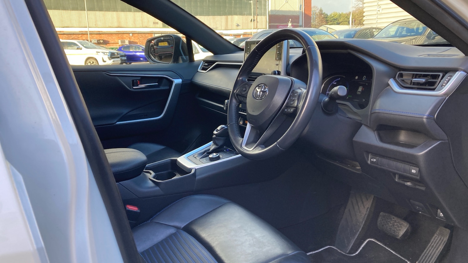 Used Toyota RAV4 2019 for sale - 77951393: Photo 11