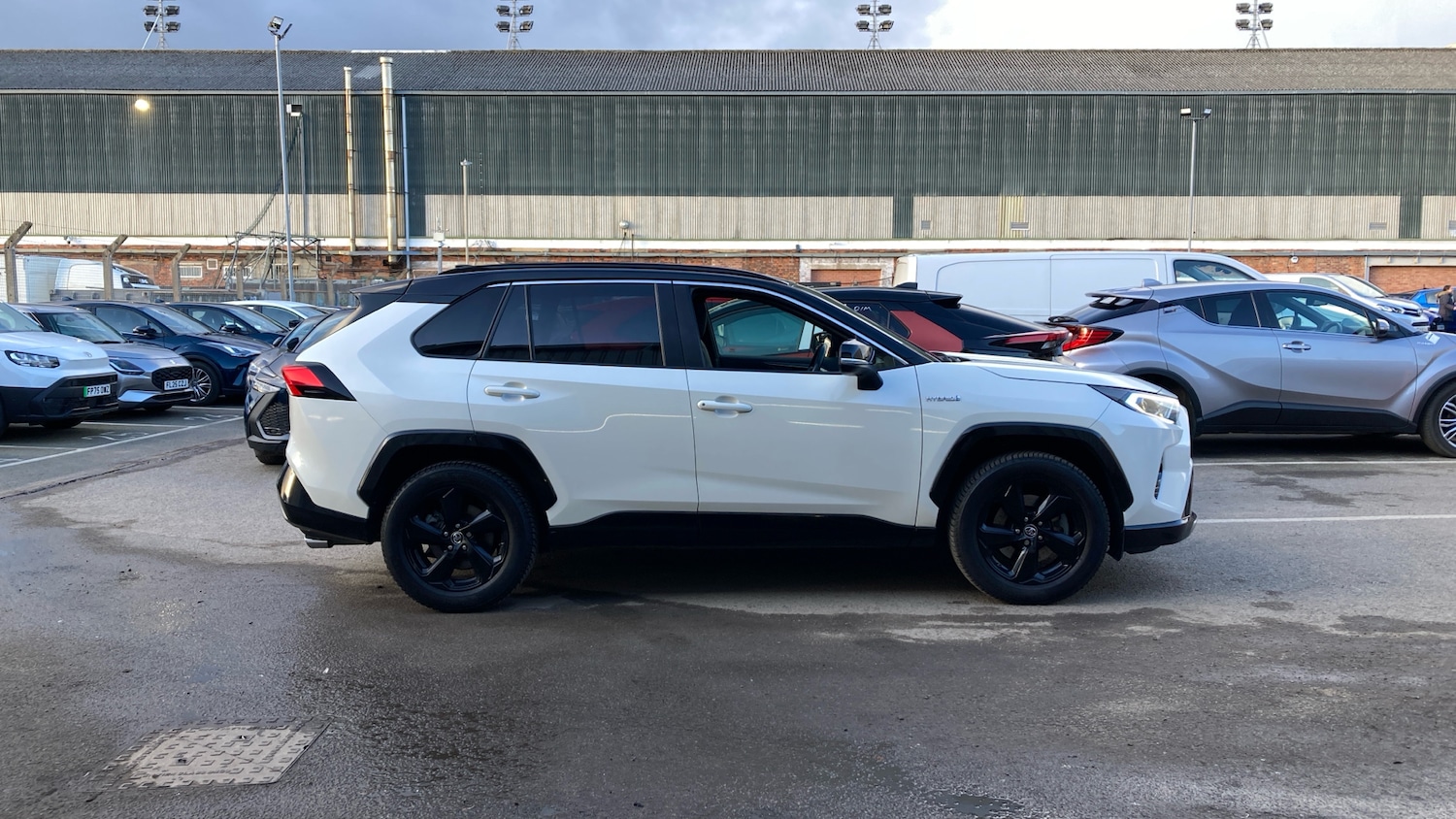 Used Toyota RAV4 2019 for sale - 77951393: Photo 16