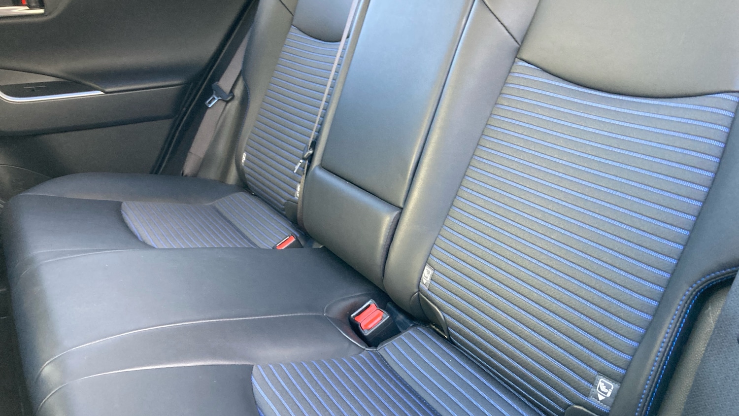 Used Toyota RAV4 2019 for sale - 77951393: Photo 21