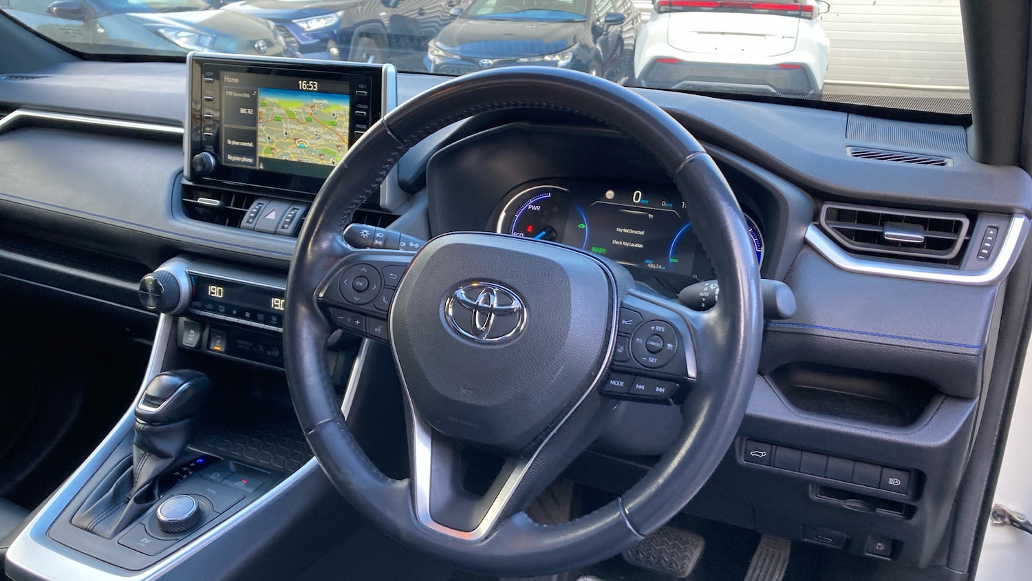 Used Toyota RAV4 2019 for sale - 77951393: Photo 6