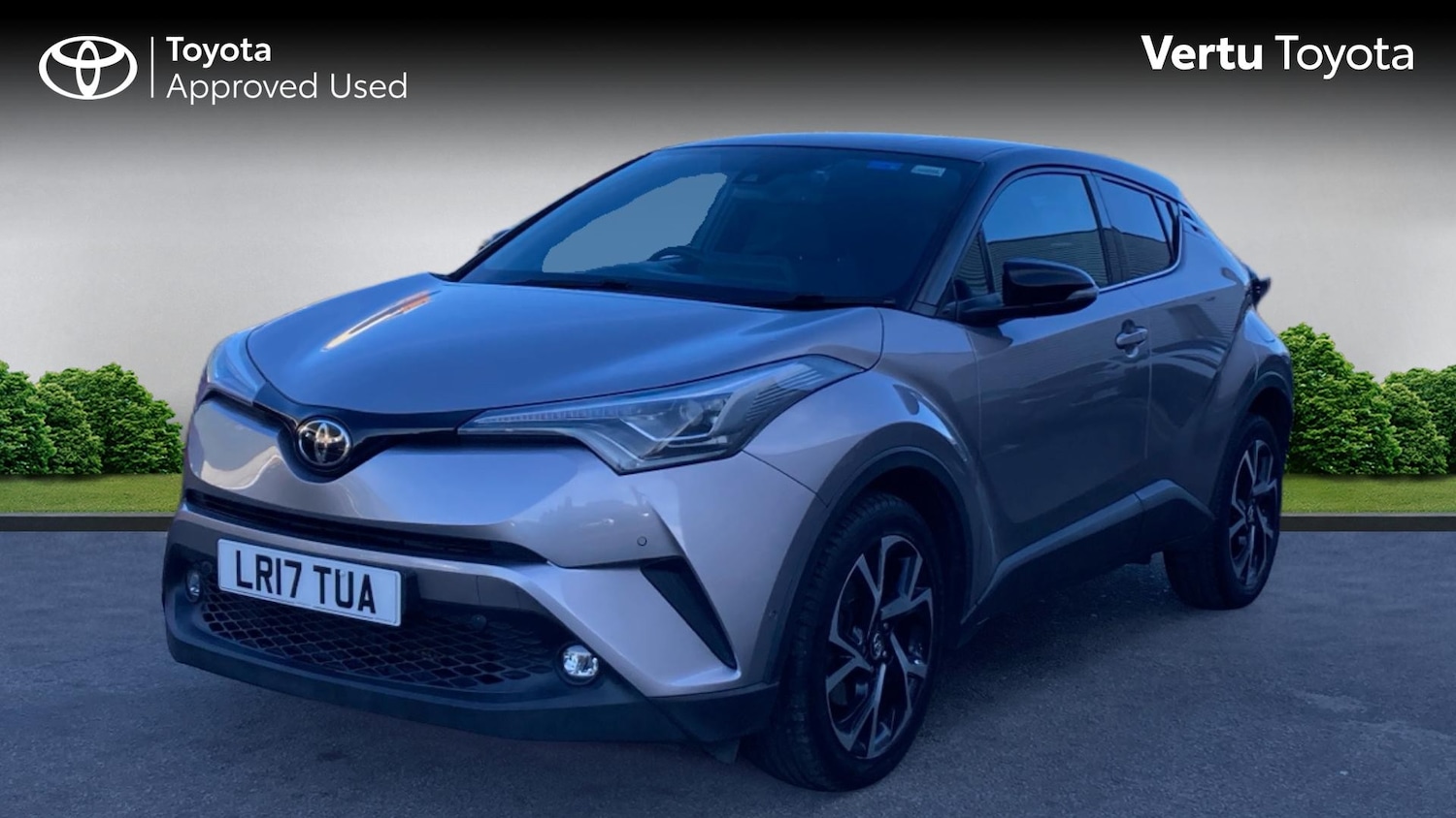 Used Toyota C-HR 2017 for sale - 77618824: Photo 3