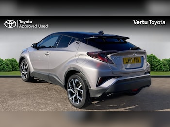 Used Toyota C-HR 2017 for sale - 77618824: Photo