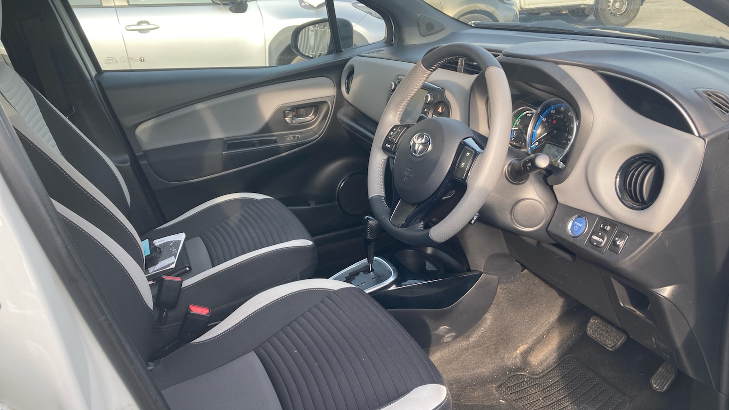 Used Toyota Yaris 2016 for sale - 77983571: Photo 11