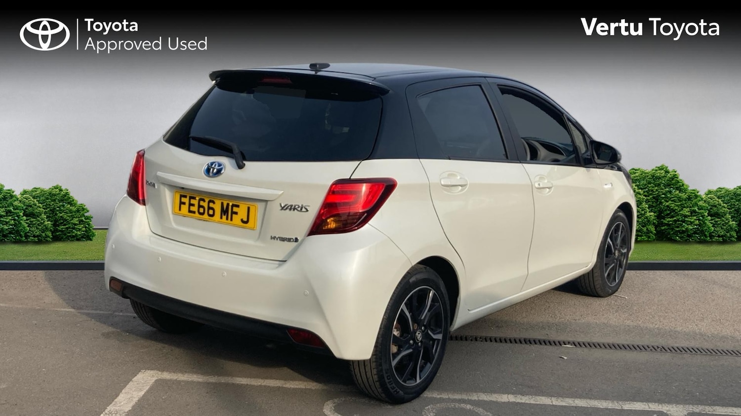 Used Toyota Yaris 2016 for sale - 77983571: Photo 2