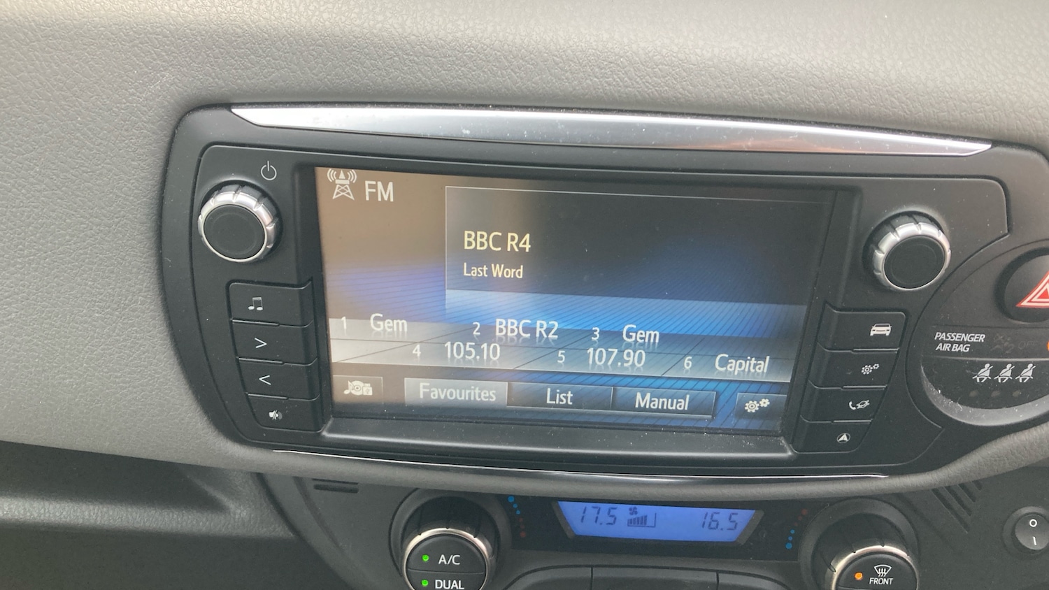 Used Toyota Yaris 2016 for sale - 77983571: Photo 26