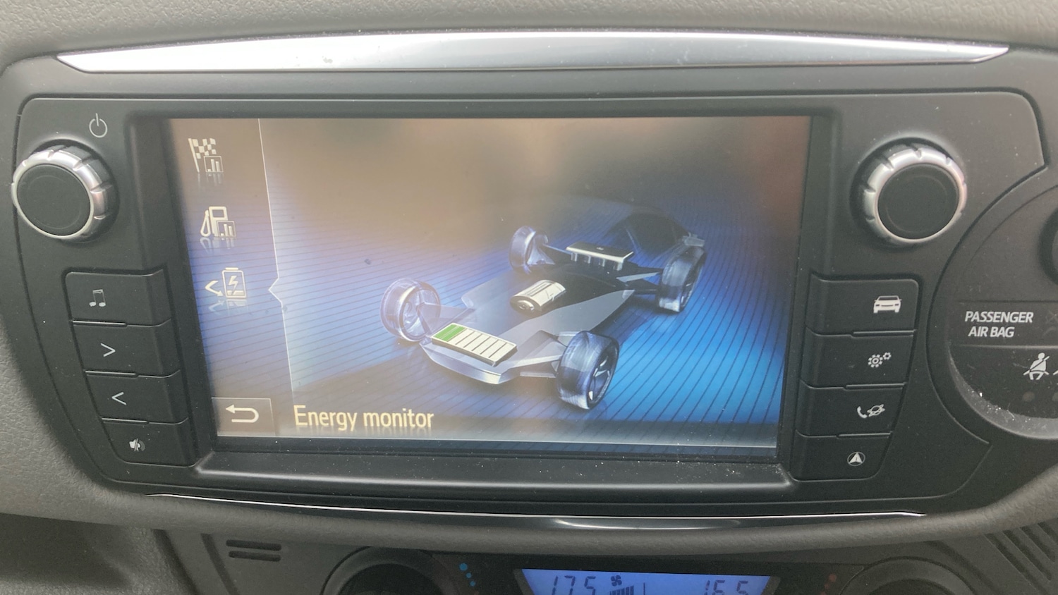 Used Toyota Yaris 2016 for sale - 77983571: Photo 28