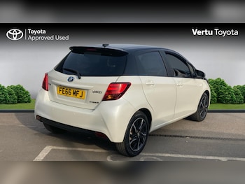 Used Toyota Yaris 2016 for sale - 77983571: Photo