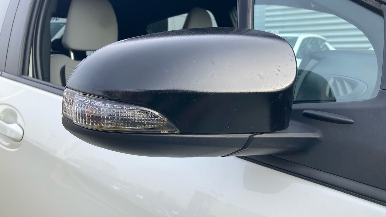 Used Toyota Yaris 2016 for sale - 77983571: Photo 40