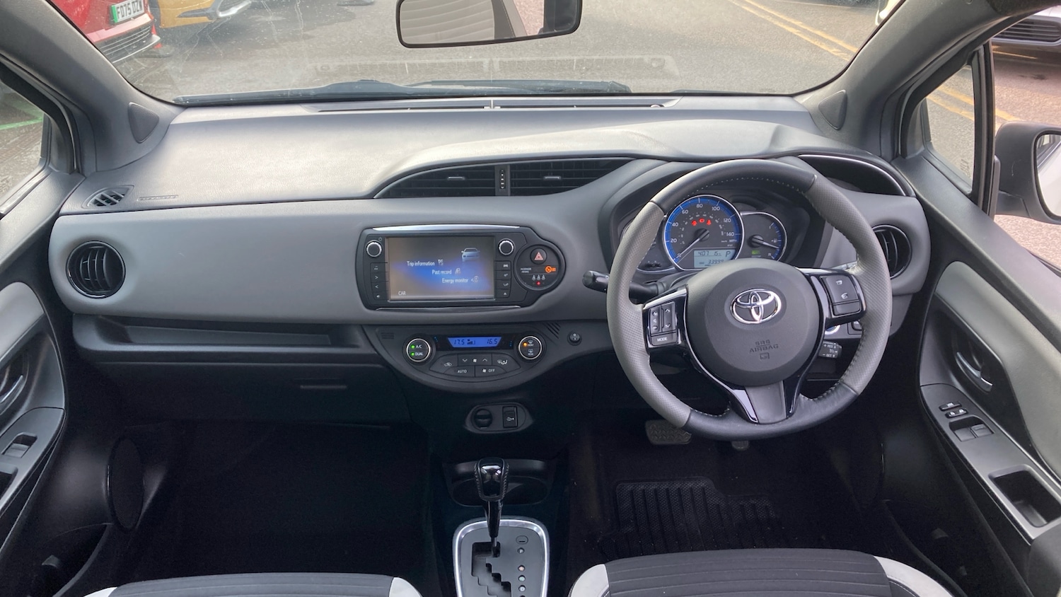 Used Toyota Yaris 2016 for sale - 77983571: Photo 5