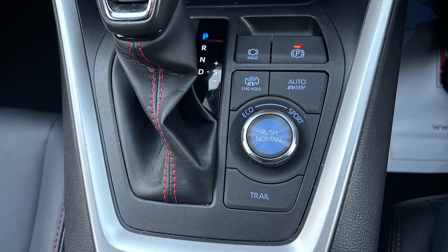 Used Toyota RAV4 2022 for sale - 77687883: Photo 38