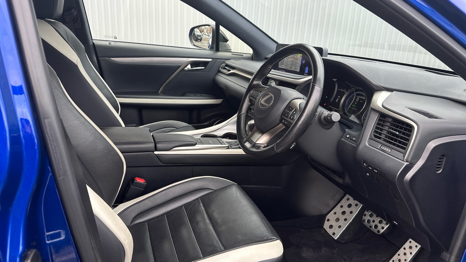 Used Lexus RX 2022 for sale - 77983876: Photo 11