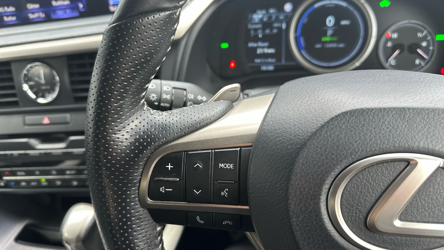 Used Lexus RX 2022 for sale - 77983876: Photo 25