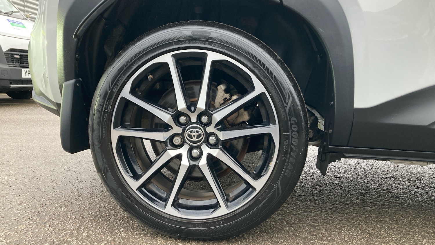 Used Toyota Yaris Cross 2023 for sale - 77311296: Photo 18