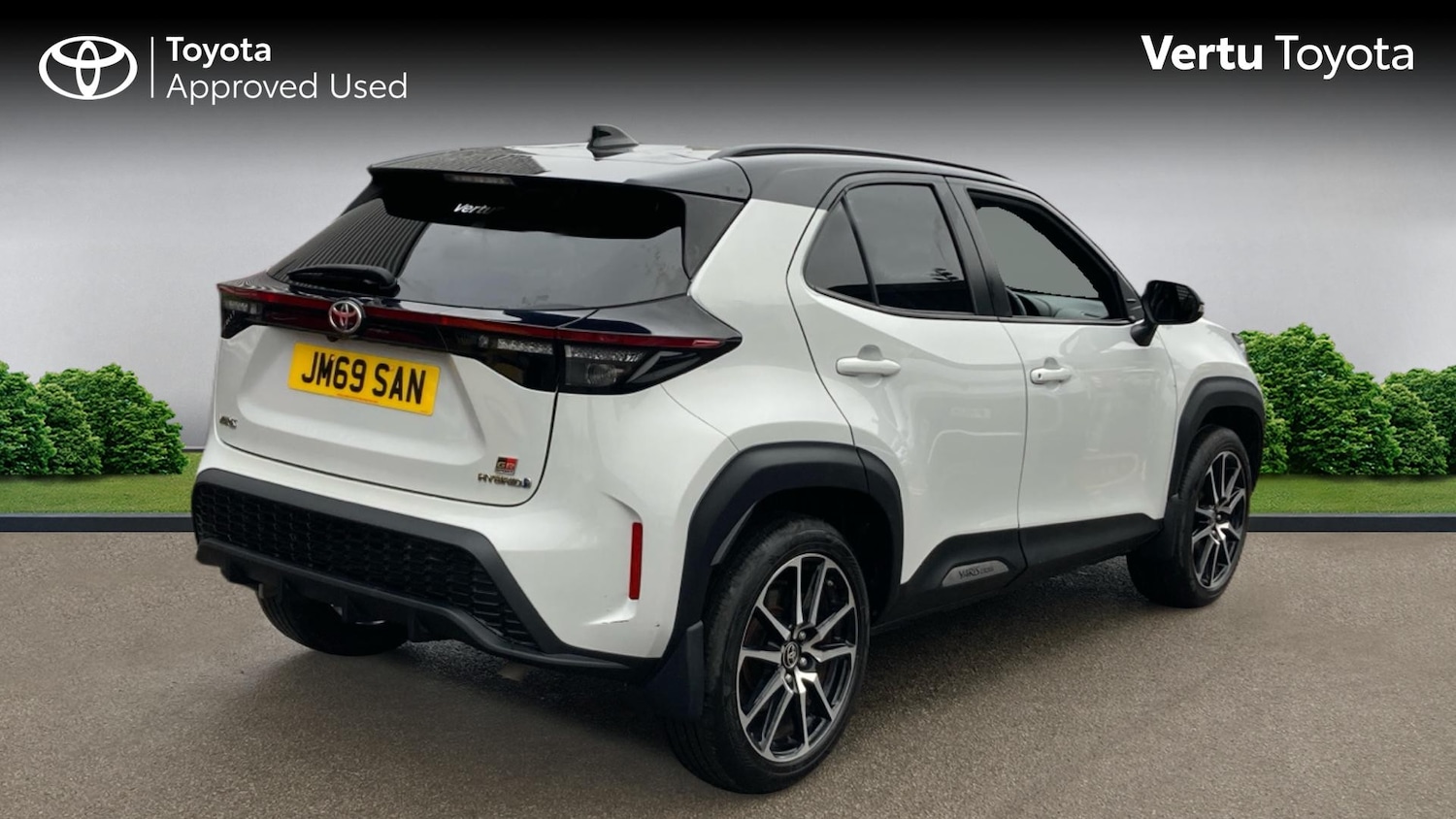 Used Toyota Yaris Cross 2023 for sale - 77311296: Photo 2