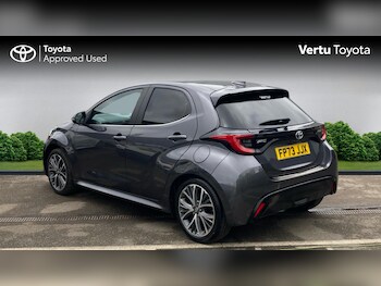 Used Toyota Yaris 2023 for sale - 78769759: Photo