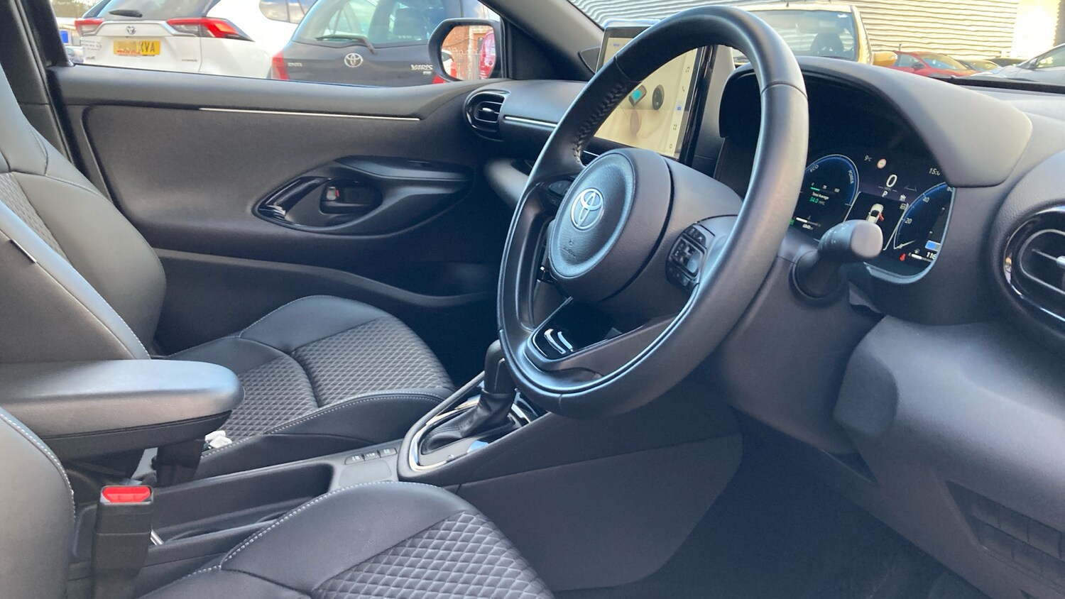Used Toyota Yaris 2025 for sale - 76979723: Photo 11