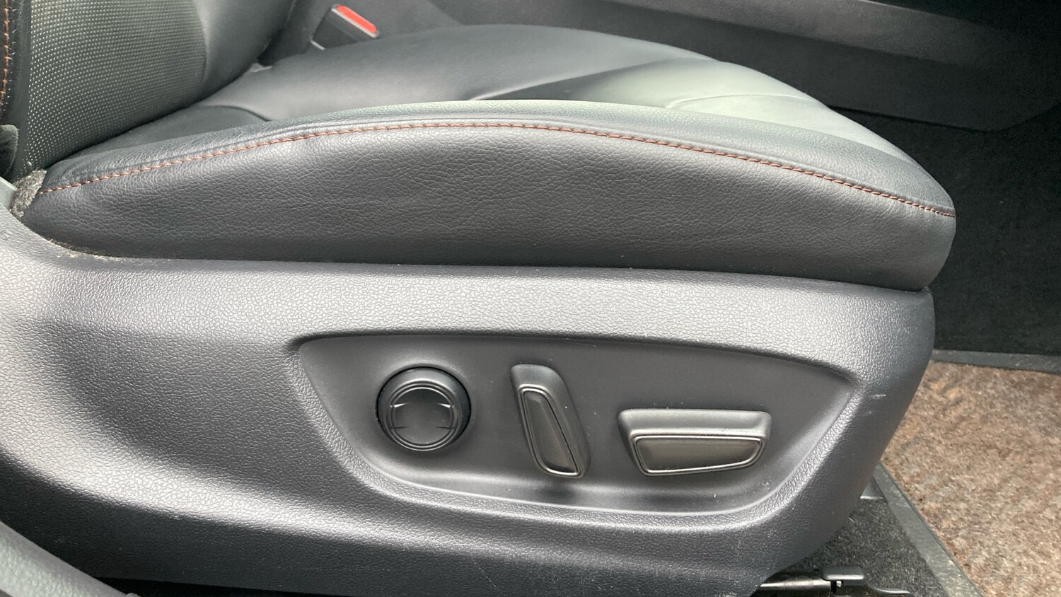 Used Toyota Camry 2019 for sale - 78149851: Photo 34