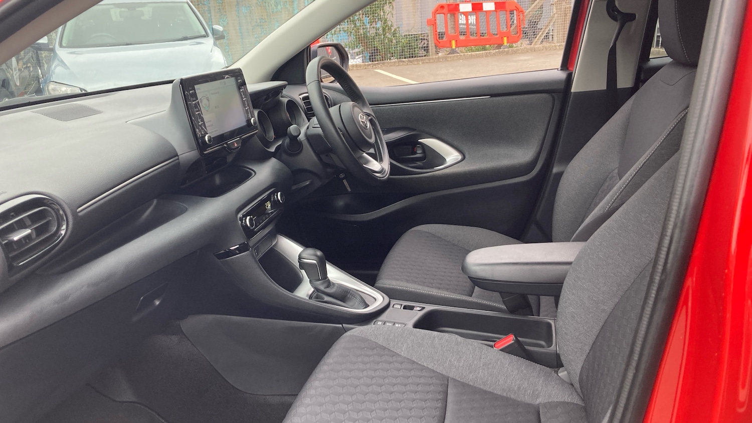 Used Toyota Yaris 2022 for sale - 76104605: Photo 10