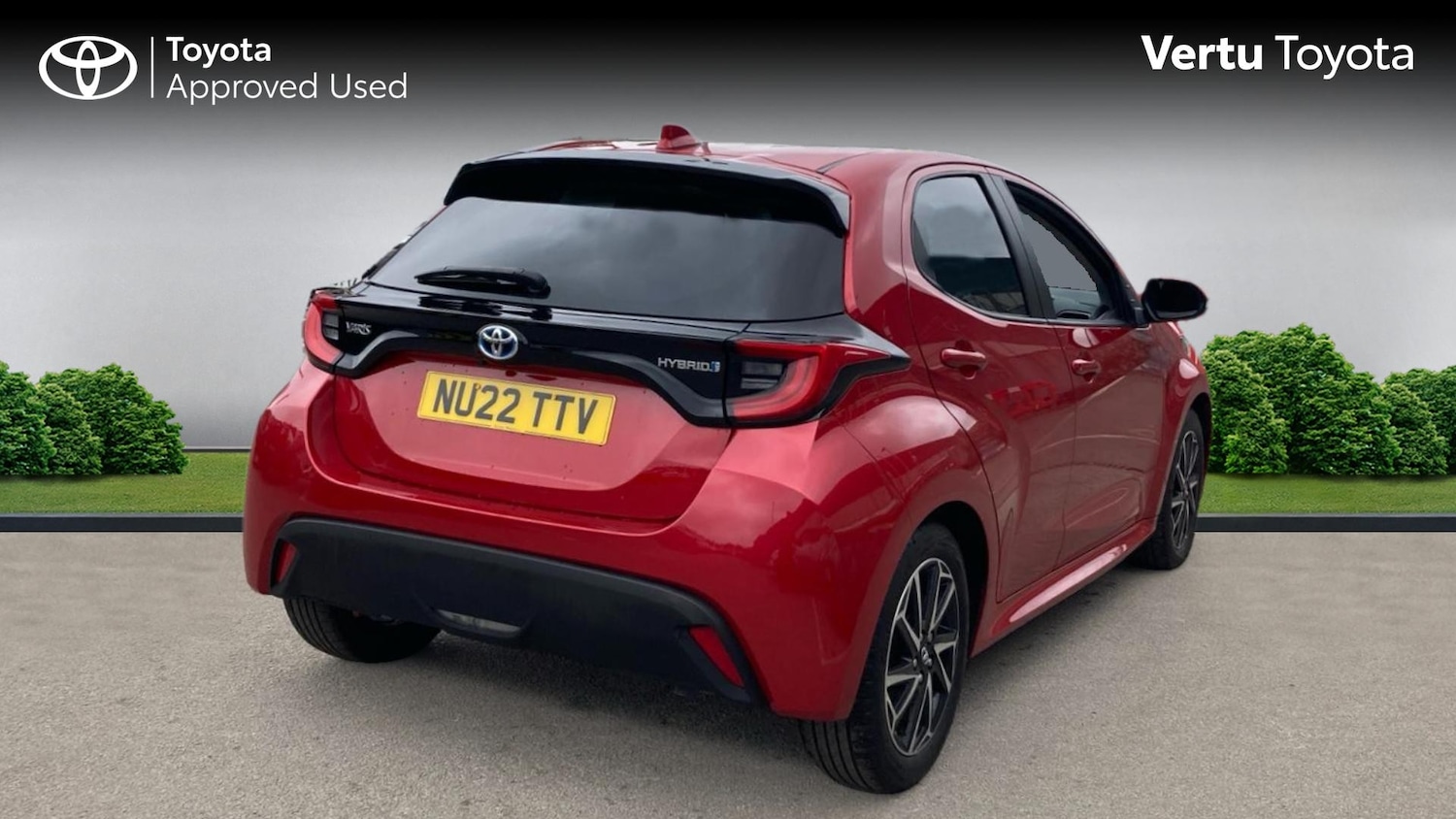 Used Toyota Yaris 2022 for sale - 76104605: Photo 2