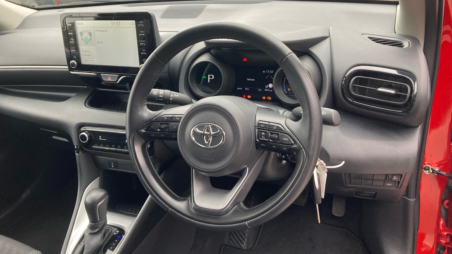 Used Toyota Yaris 2022 for sale - 76104605: Photo 6