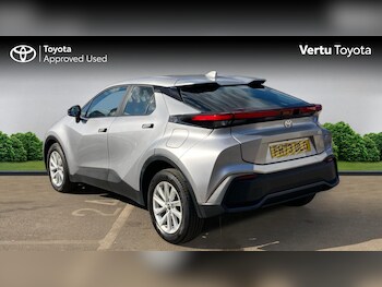 Used Toyota C-HR 2023 for sale - 75229073: Photo
