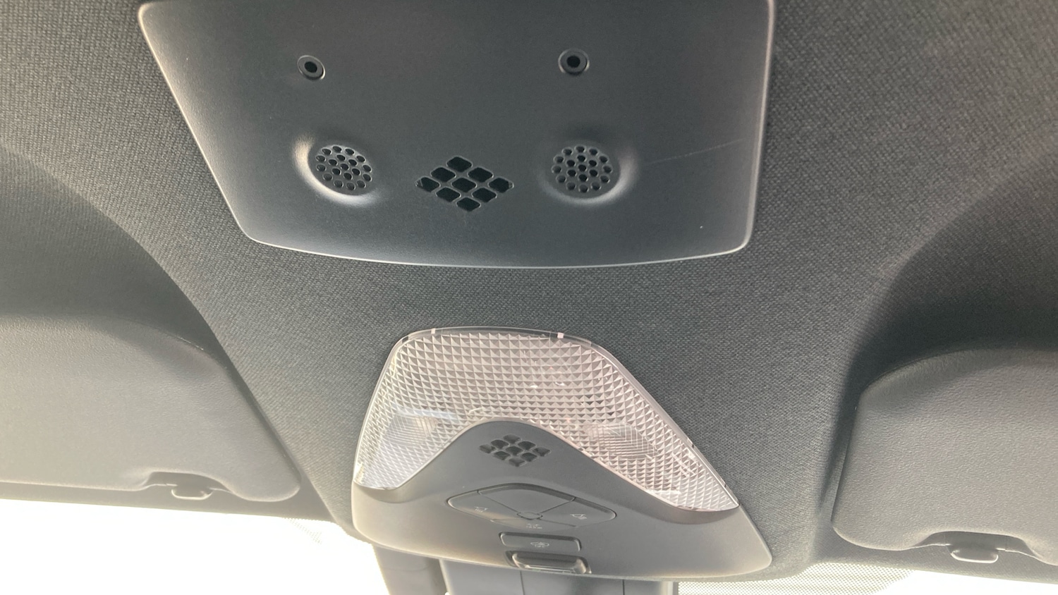 Used Toyota C-HR 2023 for sale - 78081604: Photo 34