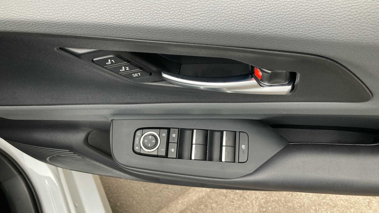 Used Toyota Prius 2025 for sale - 76464339: Photo 31