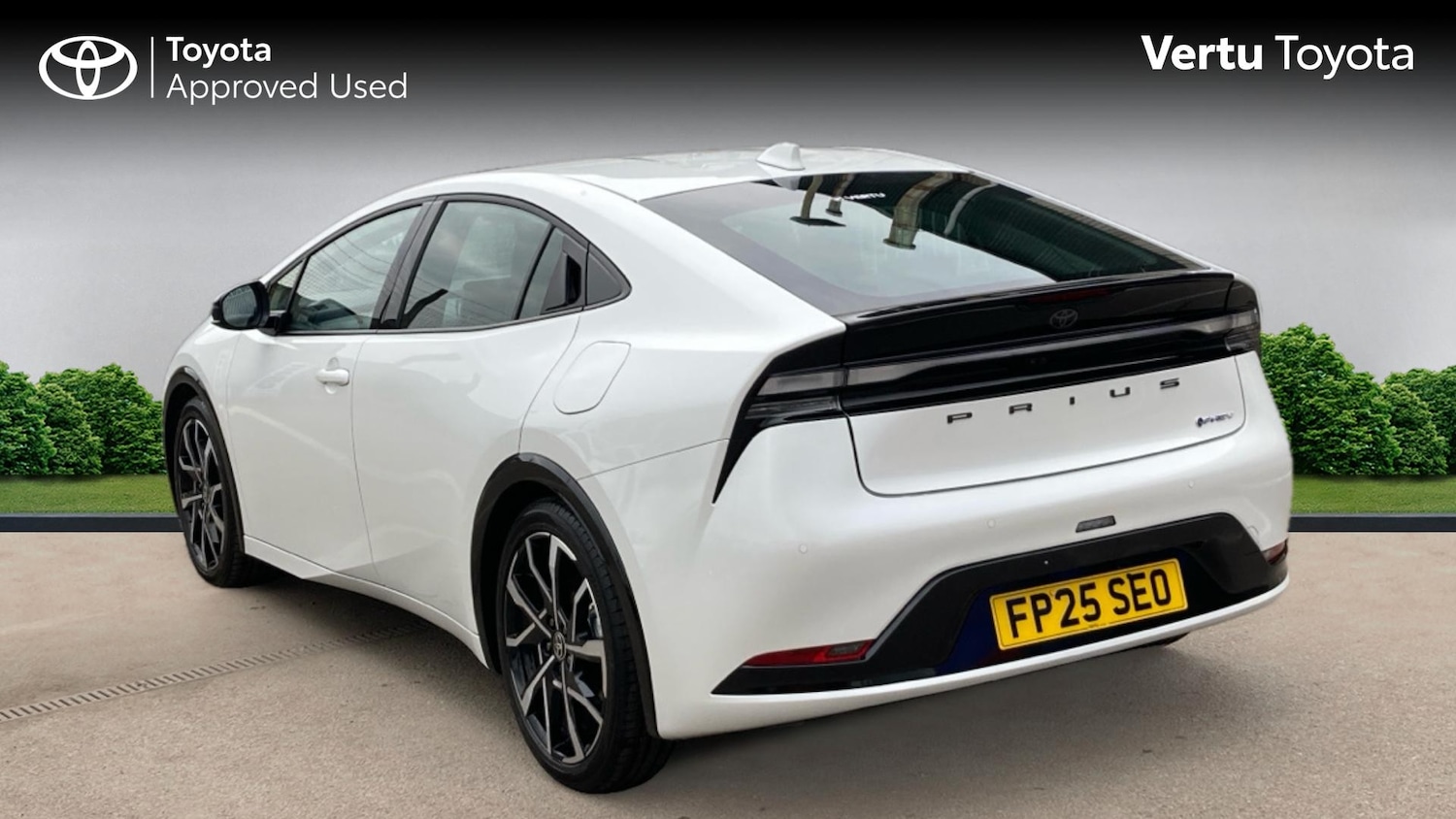 Used Toyota Prius 2025 for sale - 76464339: Photo 4