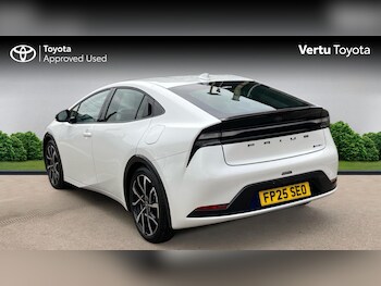 Used Toyota Prius 2025 for sale - 76464339: Photo