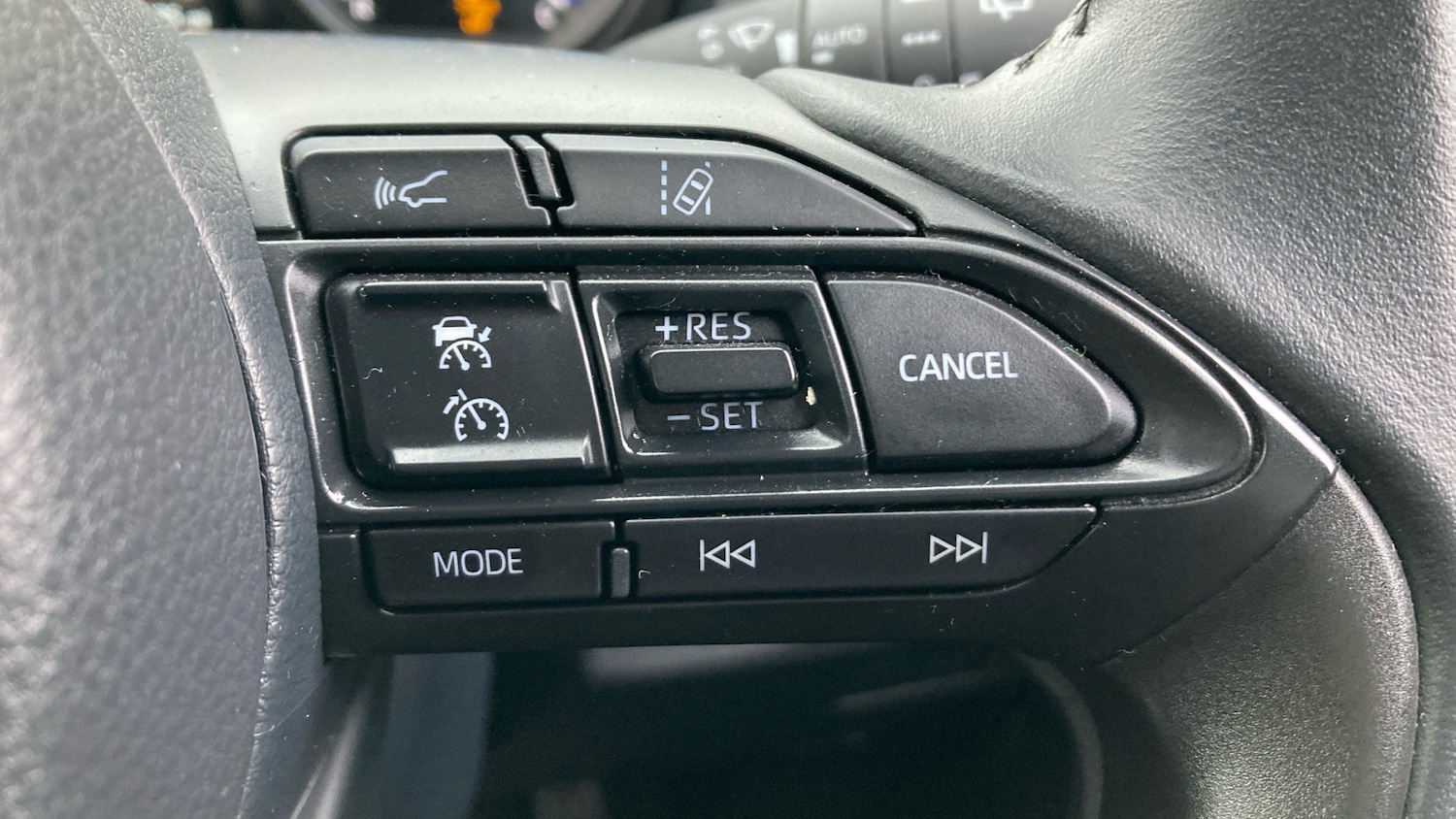 Used Toyota Yaris Cross 2024 for sale - 77592685: Photo 30