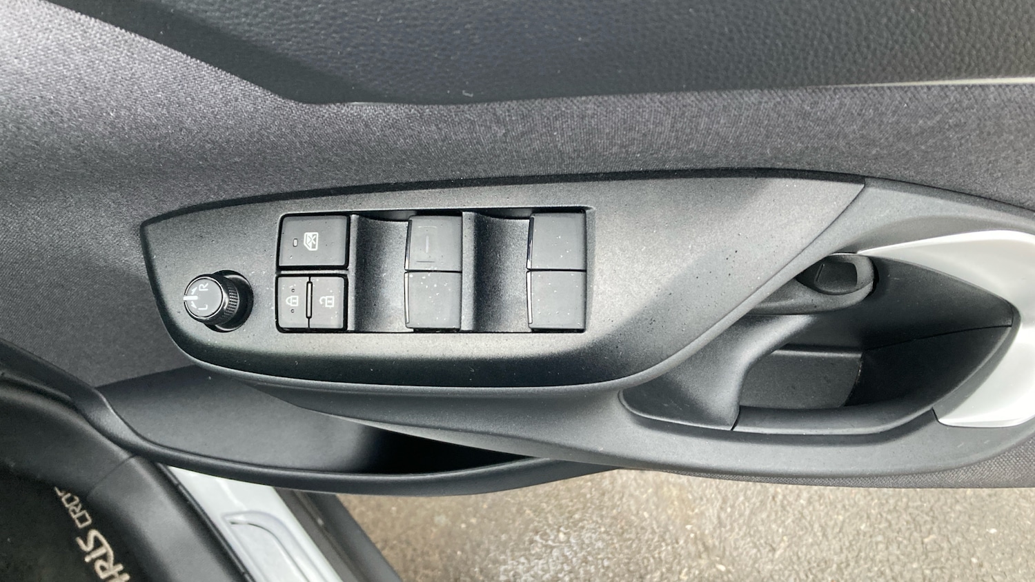 Used Toyota Yaris Cross 2024 for sale - 77592685: Photo 32