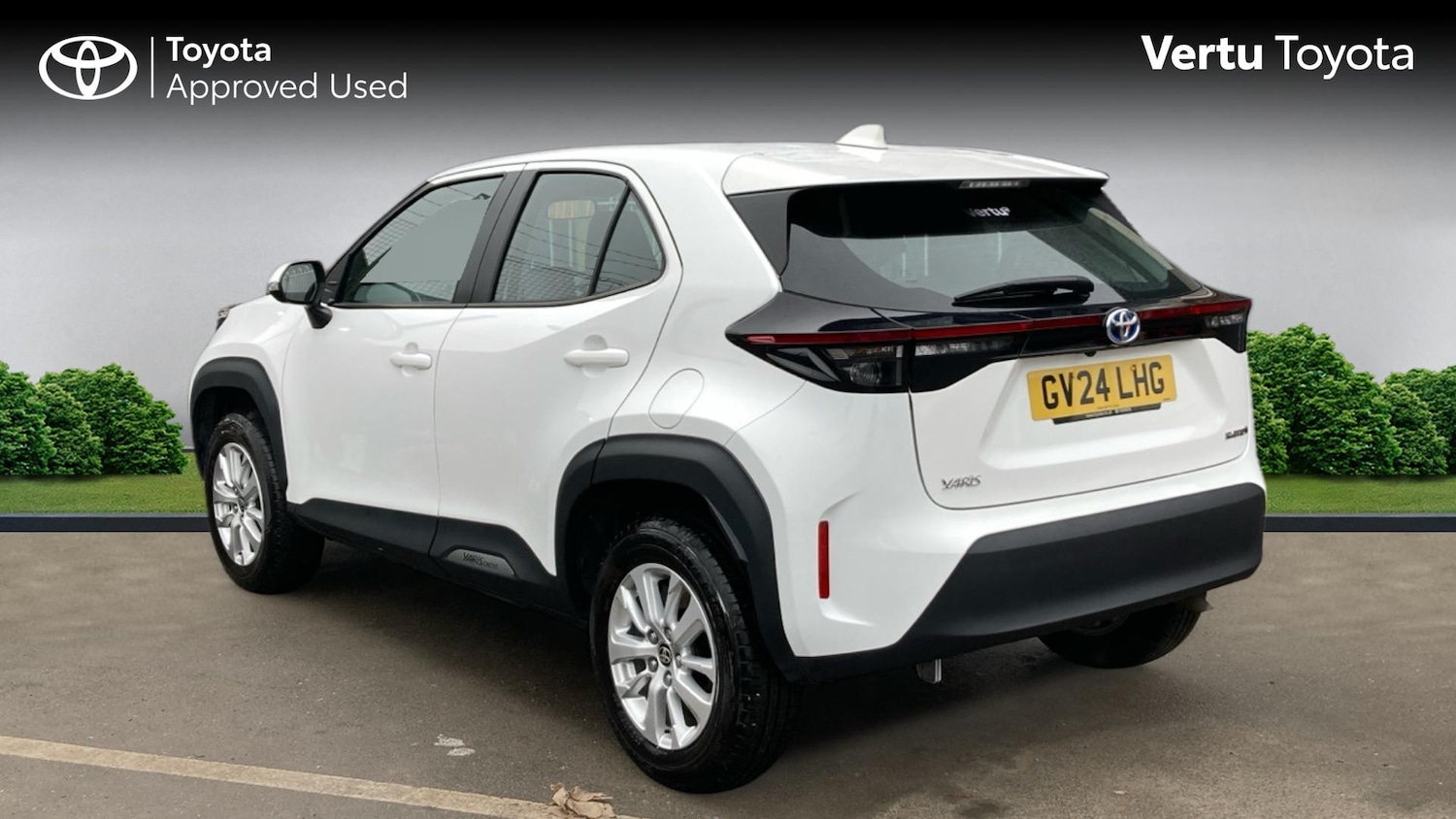 Used Toyota Yaris Cross 2024 for sale - 77592685: Photo 4