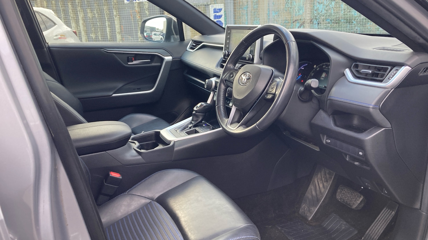 Used Toyota RAV4 2020 for sale - 77836774: Photo 11