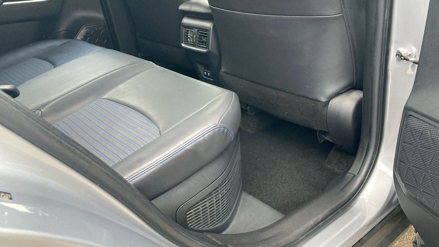 Used Toyota RAV4 2020 for sale - 77836774: Photo 12