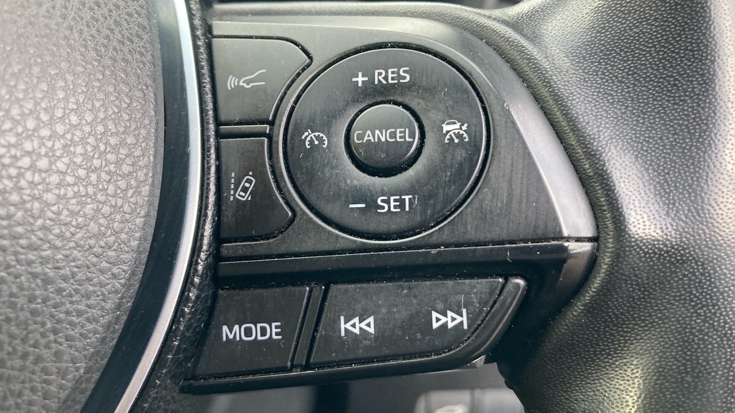 Used Toyota RAV4 2020 for sale - 77836774: Photo 37