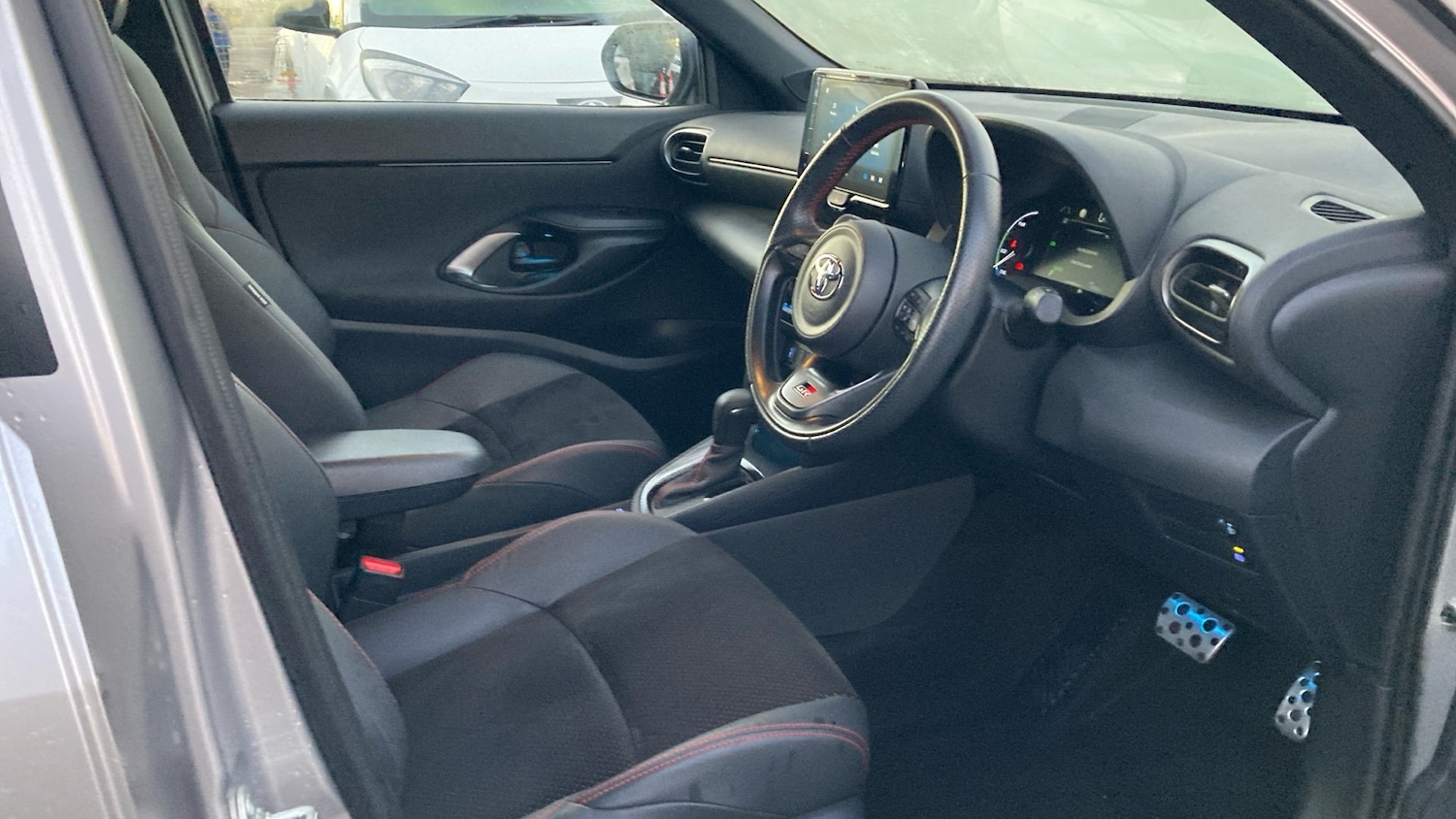 Used Toyota Yaris Cross 2022 for sale - 76945315: Photo 11