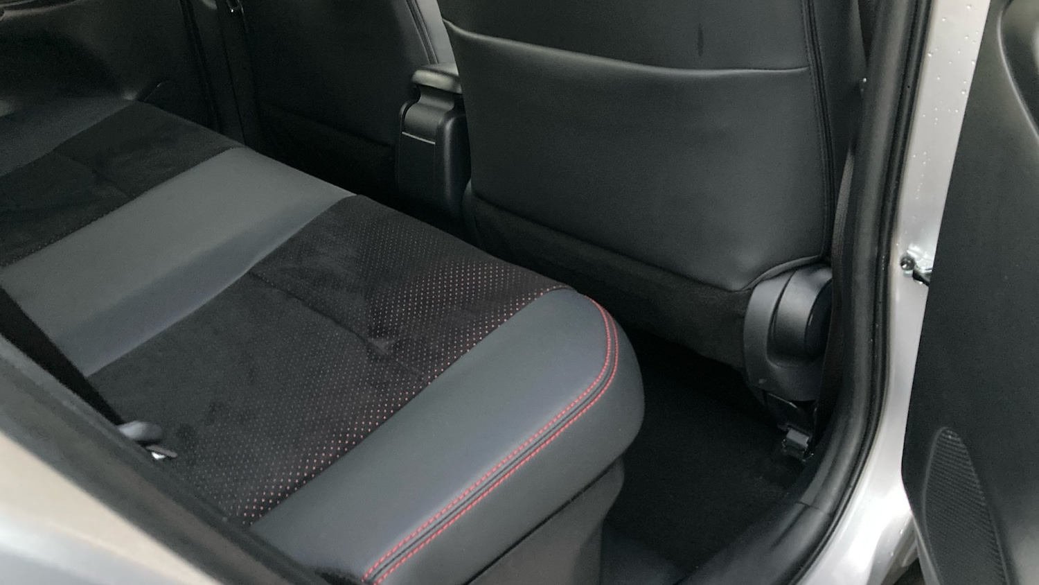 Used Toyota Yaris Cross 2022 for sale - 76945315: Photo 12