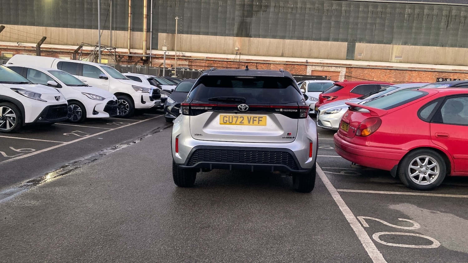 Used Toyota Yaris Cross 2022 for sale - 76945315: Photo 19