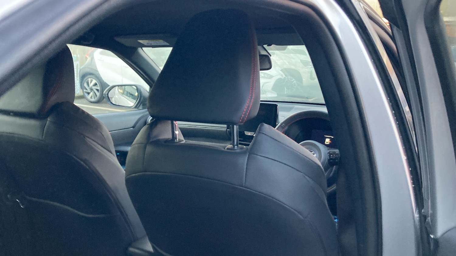 Used Toyota Yaris Cross 2022 for sale - 76945315: Photo 20