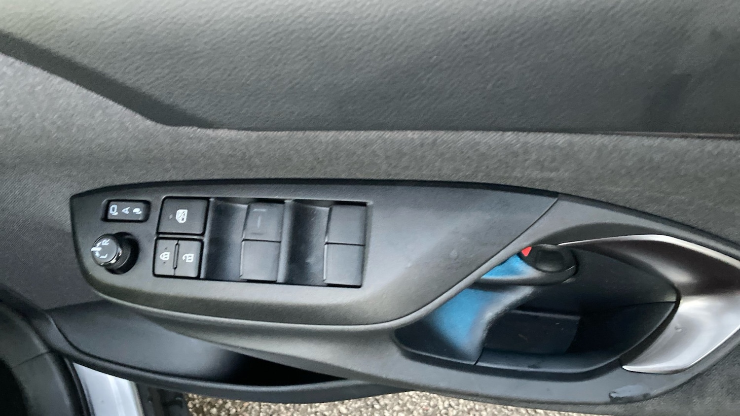 Used Toyota Yaris Cross 2022 for sale - 76945315: Photo 32