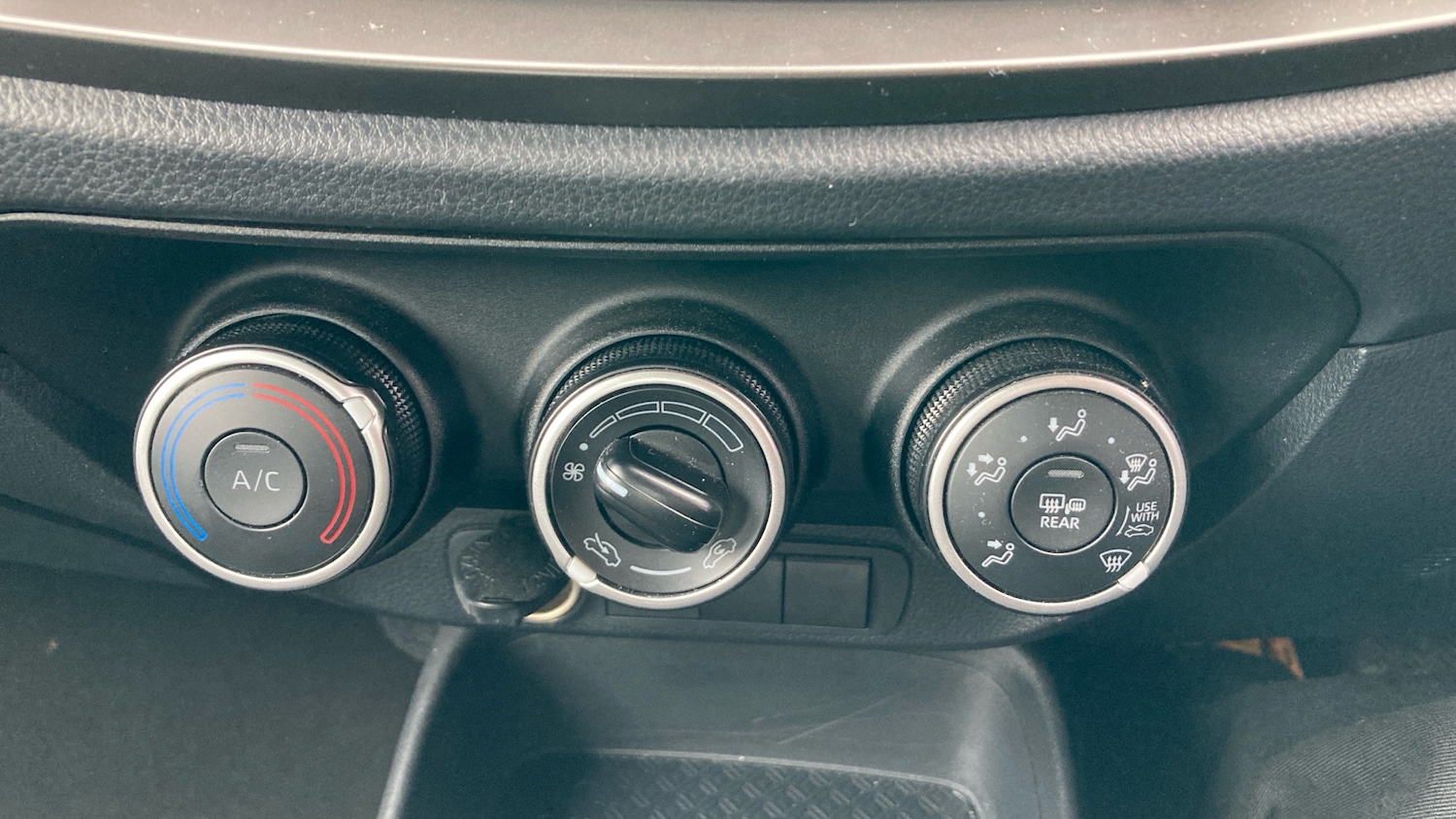 Used Toyota Aygo X 2023 for sale - 78109273: Photo 40