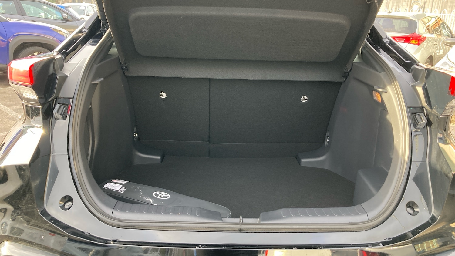 Used Toyota C-HR 2024 for sale - 77124020: Photo 14