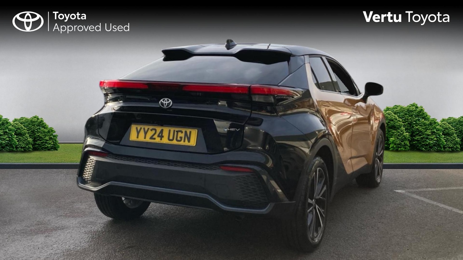 Used Toyota C-HR 2024 for sale - 77124020: Photo 2